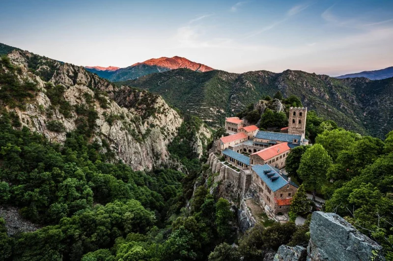 ABBAYE DE SAINT MARTIN DU CANIGOU