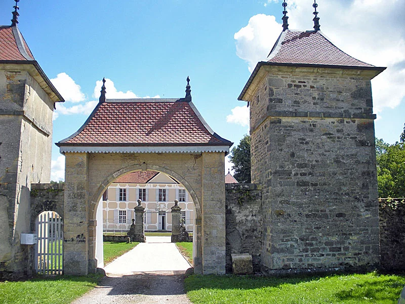 CHATEAU DE LA ROCHELLE