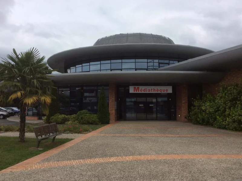 Médiathèque de Lons
