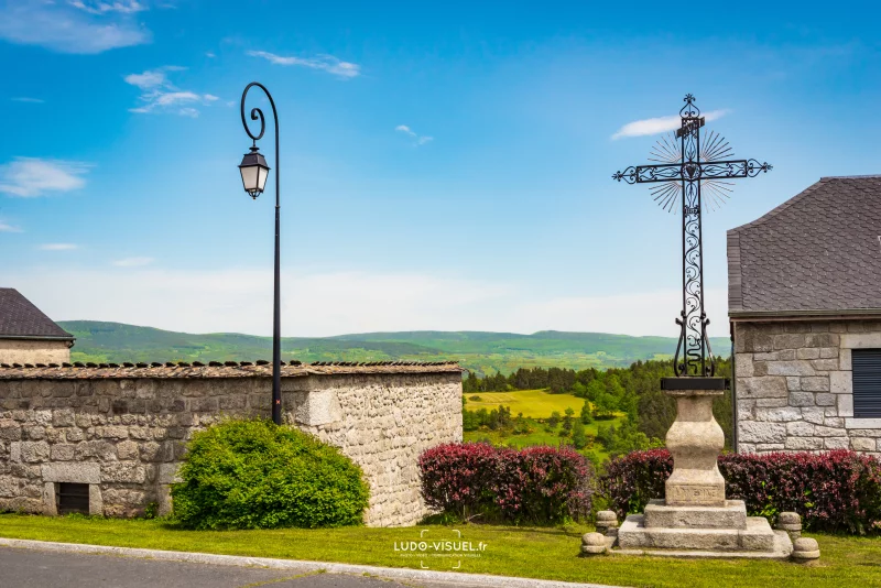 CROIX DES PRÊTRES - ALBARET-SAINTE-MARIE