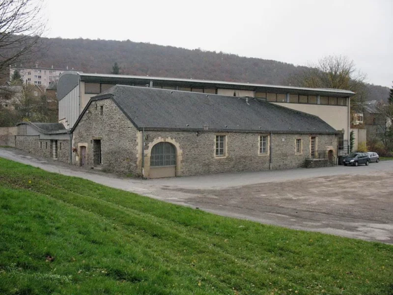 Ancienne usine d'armes dite Manufacture Royale d'armes