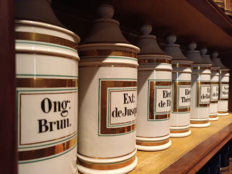 APOTHICAIRERIE DE L'HÔPITAL DE LODÈVE