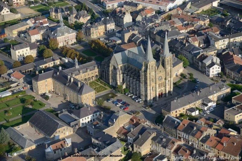 Mouzon "petite cité de caractère"