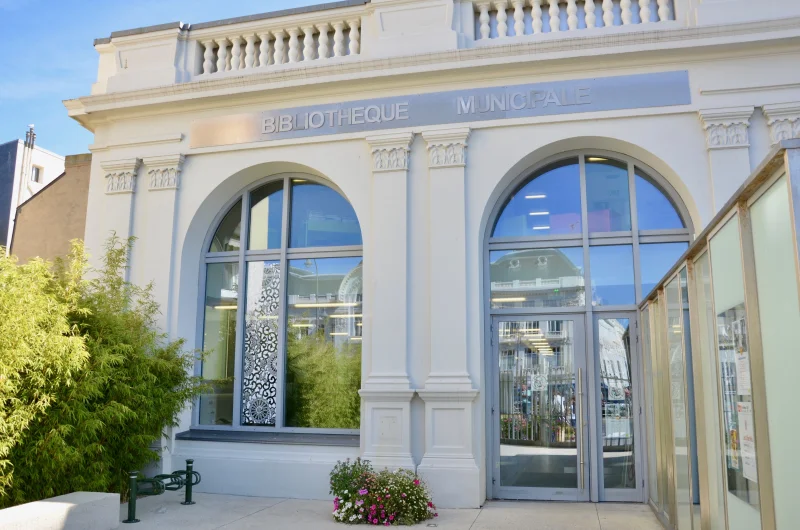 Bibliothèque municipale - Jeux de rôle