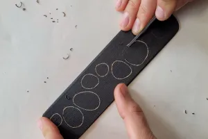 Atelier "grave ton marque-page" - JEMA