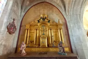 Une église médiévale dans les faubourgs : Saint-Aignan