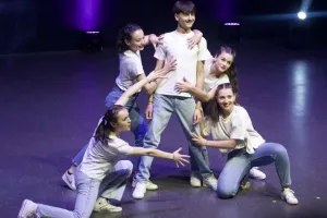 LES COMEDIES MUSICALES FONT LEUR SHOW