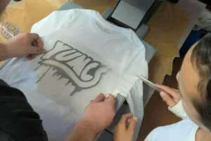 Initiation à la création de stickers et flocage sur tissu