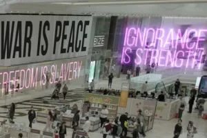 CINECO : ORWELL 2+2=5