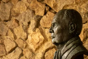 Visite commentée à Château-Chinon en Néerlandais