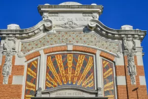 Un dimanche, un quartier : Fives, métamorphoses d’un quartier ouvrier