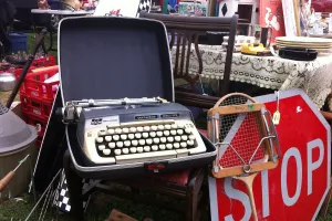 Vide-greniers et exposition & vente de vinyles