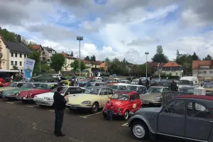 3ème bouchon de véhicules anciens