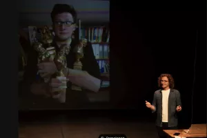 SORTIE DE RESIDENCE " SANS QUEUE NI TETE"