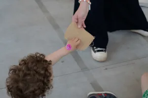 Dis, pourquoi ? · sœur de jour (2-4 ans)